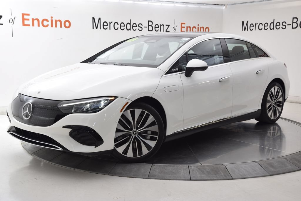 Used 2023 Mercedes-Benz EQE 500 4MATIC Sedan image 2