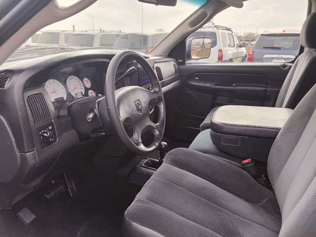Used 2002 Dodge Ram 1500 Truck ST image 10