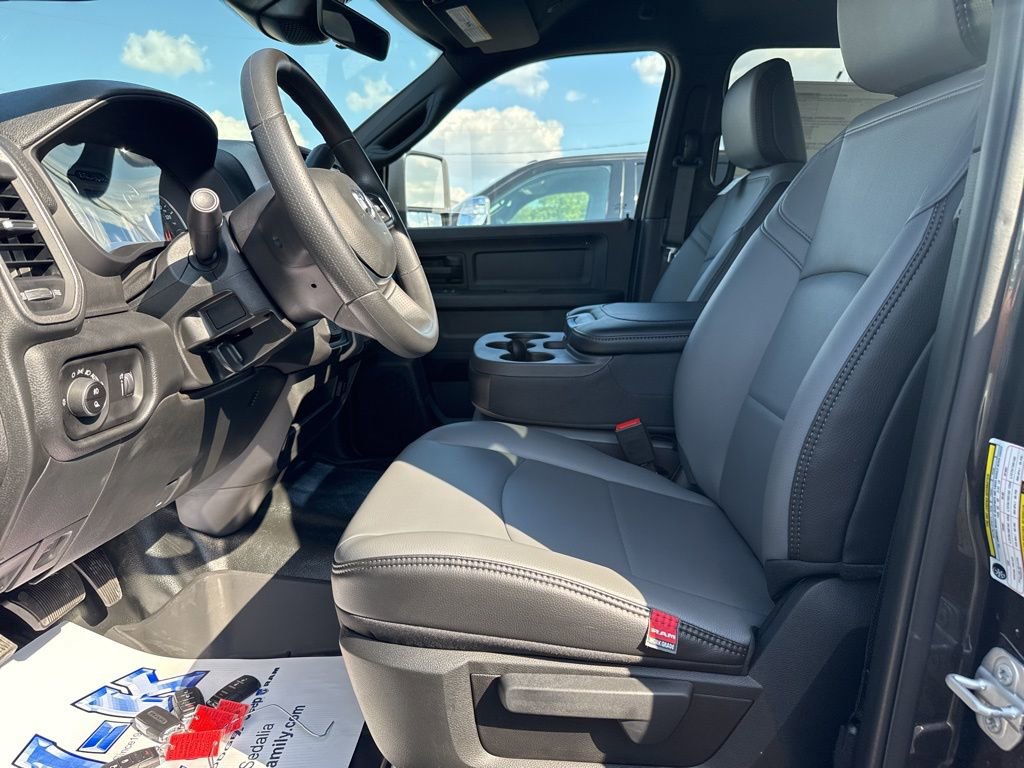 New 2026 RAM 2500 Tradesman w/ Chrome Appearance Group image 12