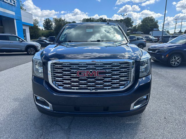Used 2020 GMC Yukon XL Denali w/ Denali Premium Package image 2