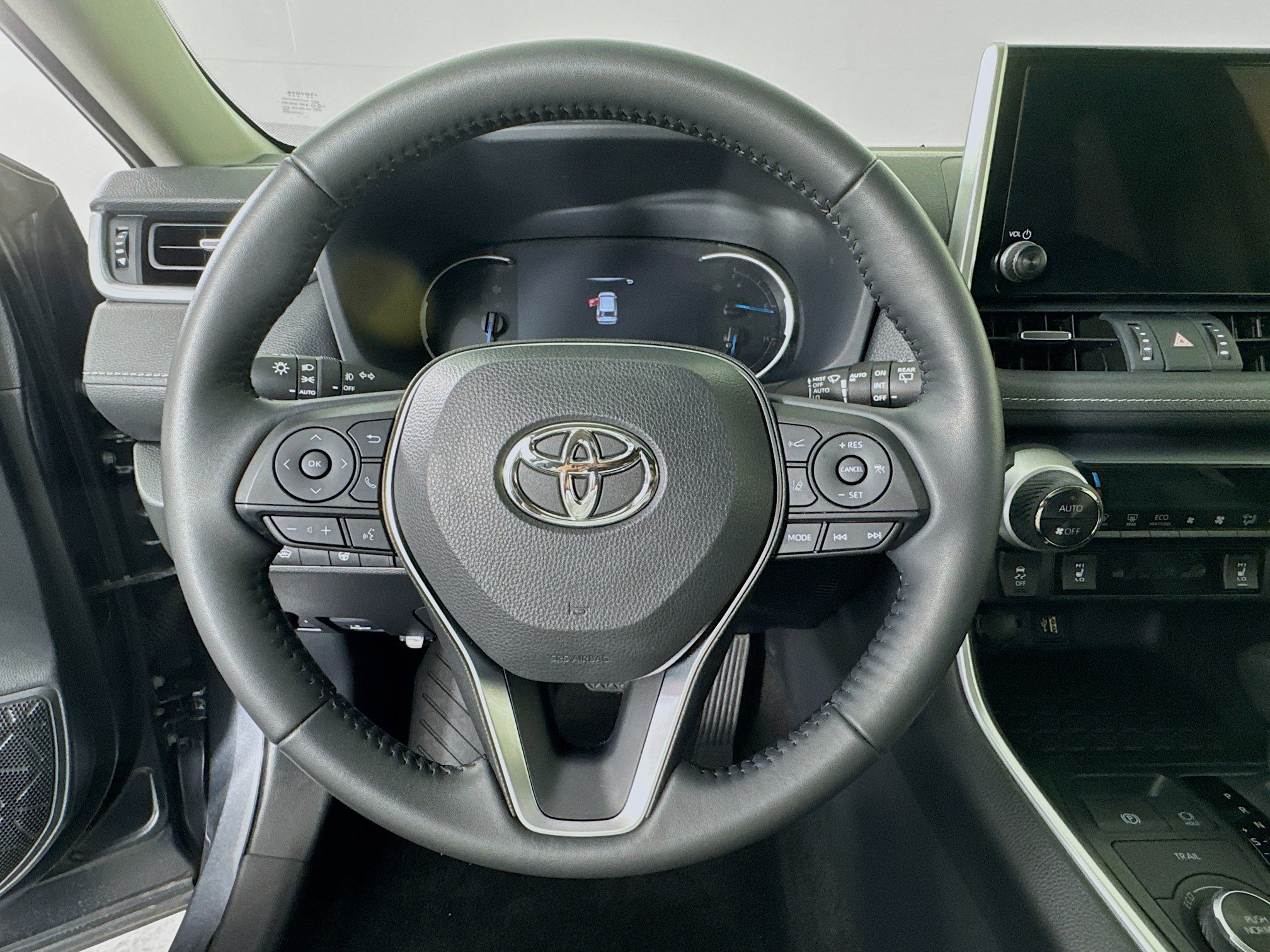 Certified 2023 Toyota RAV4 XLE Premium AWD/4WD image 11