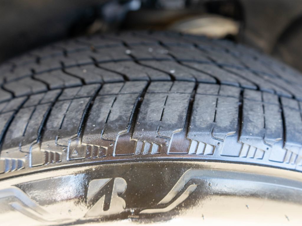 Used 2024 Chevrolet Suburban High Country image 41