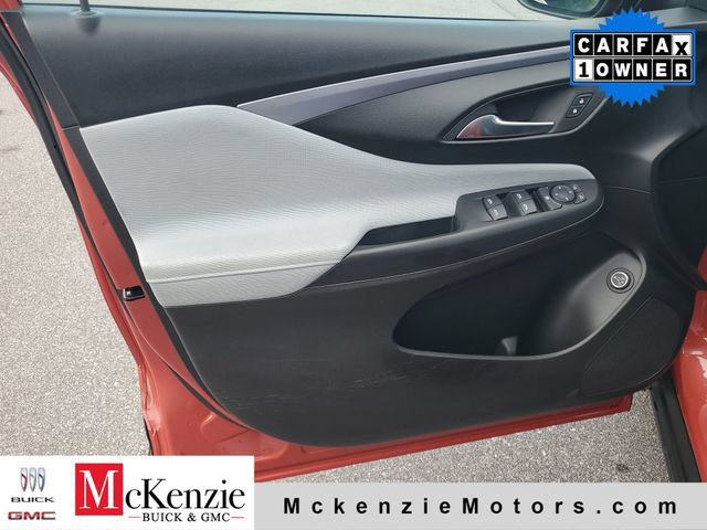 Used 2024 Buick Envista Sport Touring w/ Convenience I Package FWD image 8