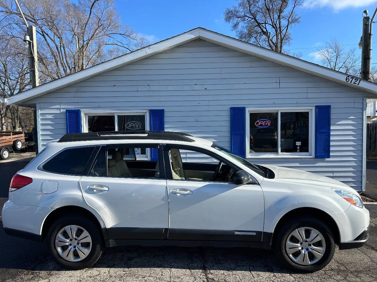 Used 2012 Subaru Outback 2.5i image 3
