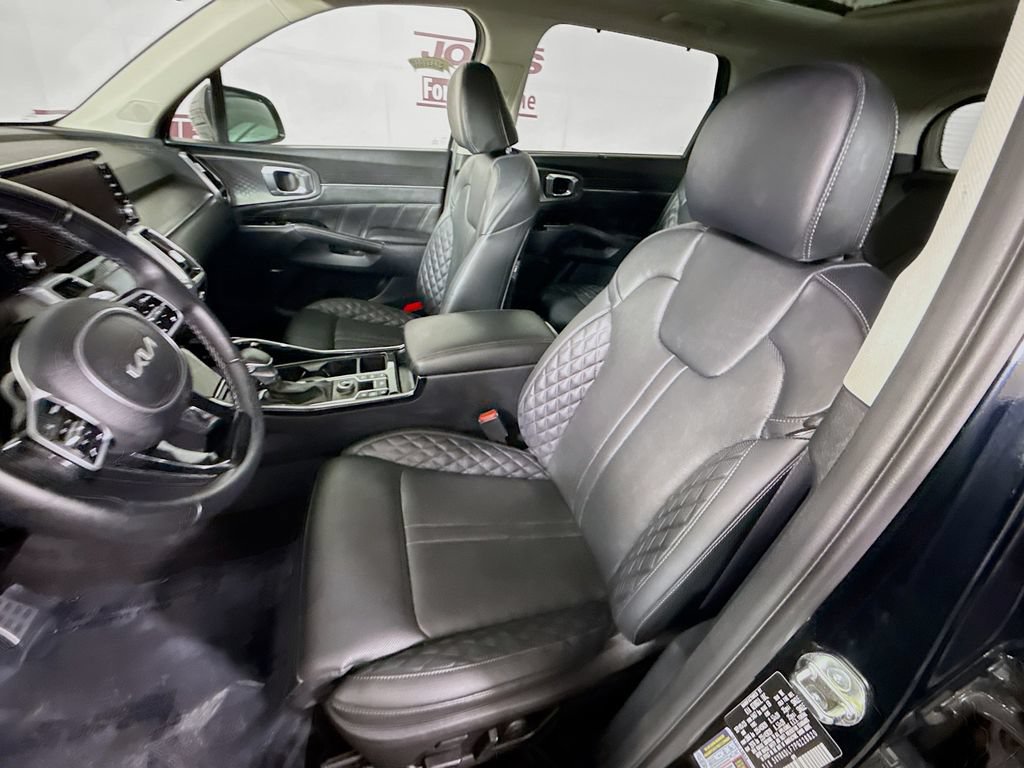 Certified 2023 Kia Sorento SX AWD/4WD image 29