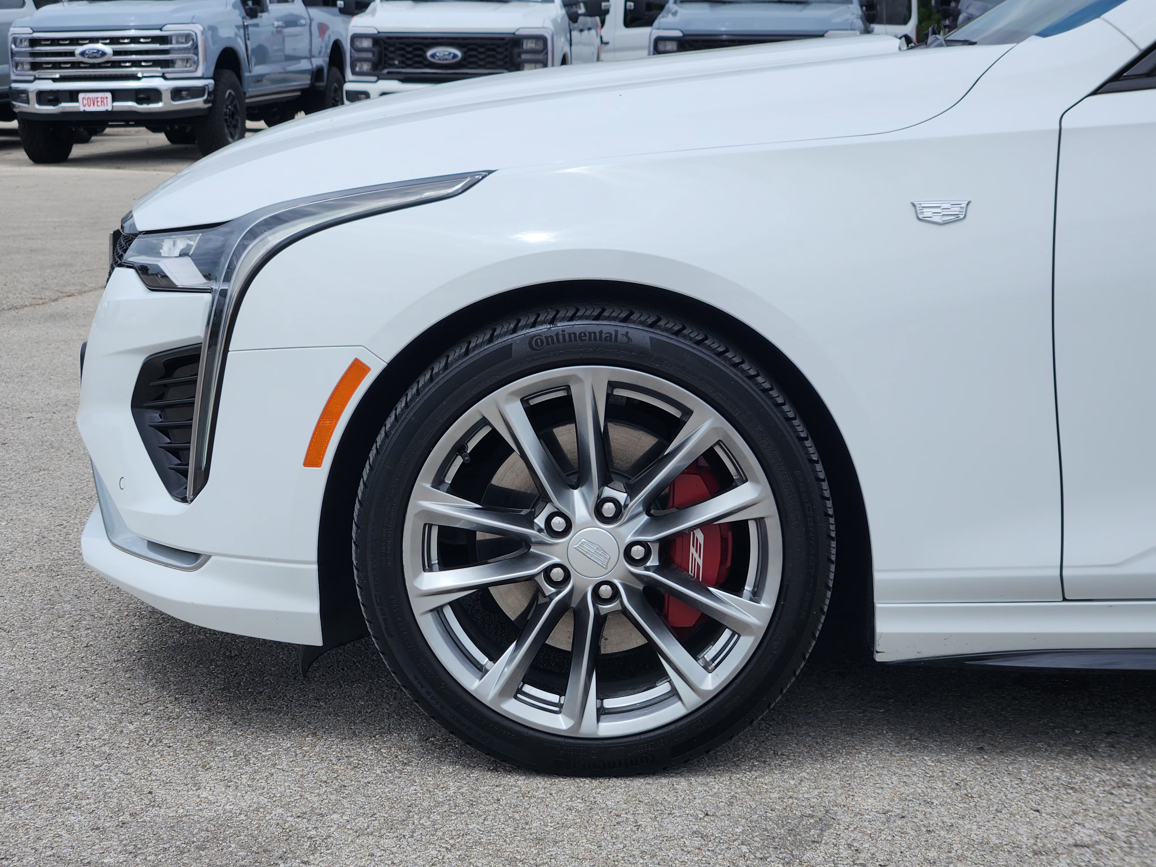 Used 2025 Cadillac CT4 Sport w/ Technology Package RWD image 9