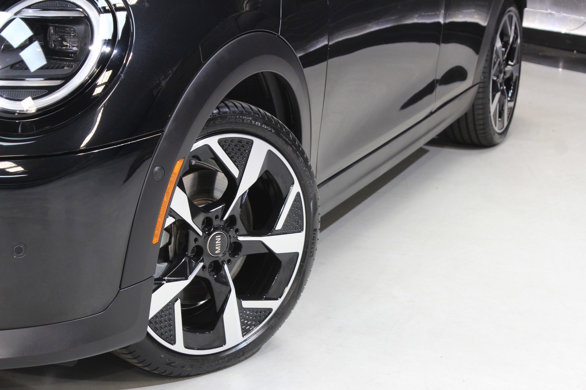 Used 2025 MINI Cooper S image 16