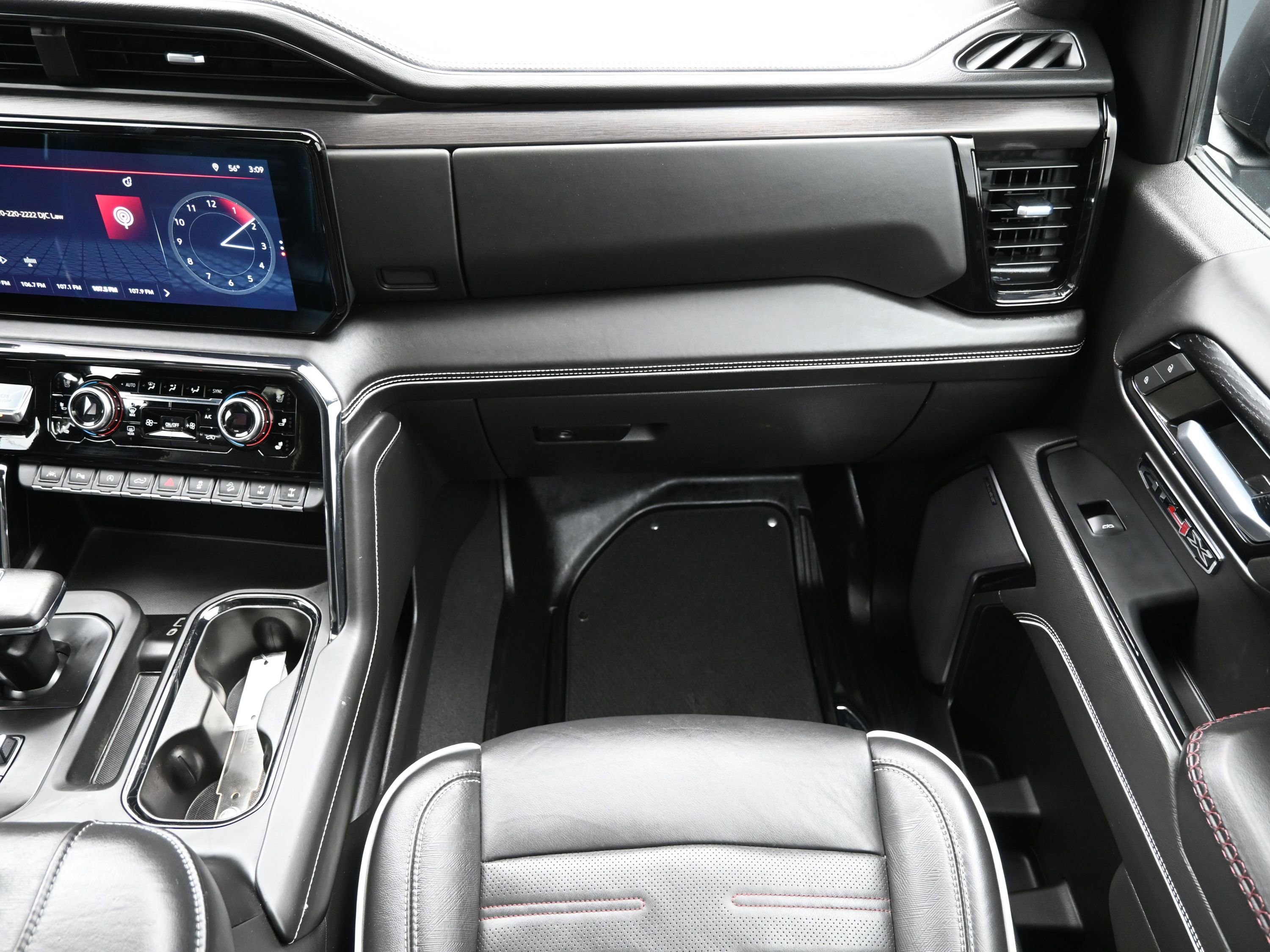 Used 2022 GMC Sierra 1500 AT4X image 39