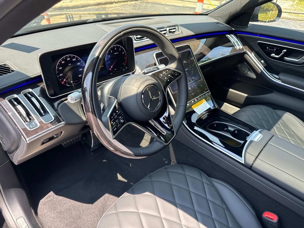 New 2025 Mercedes-Benz S 580 4MATIC Sedan image 20