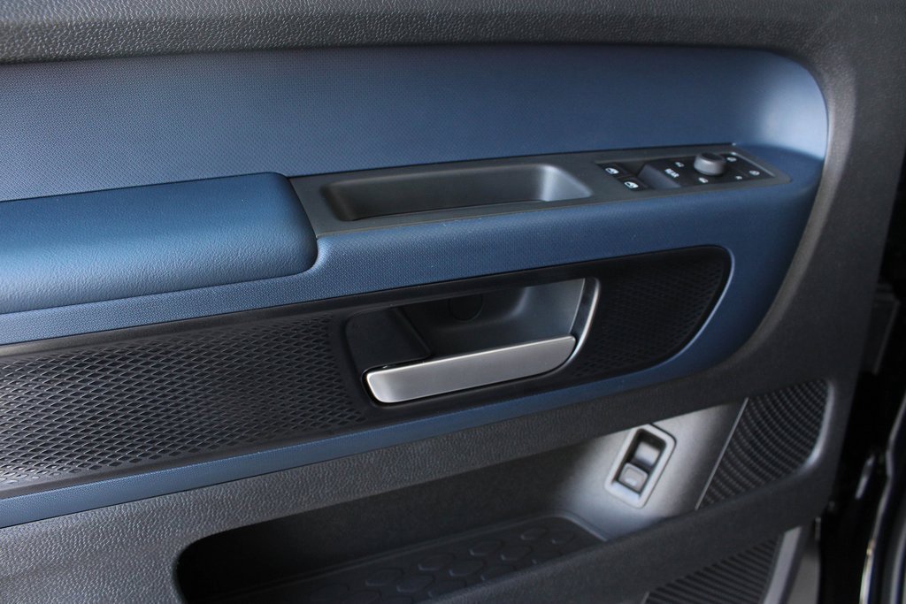 New 2025 Volkswagen ID. Buzz Pro S image 43