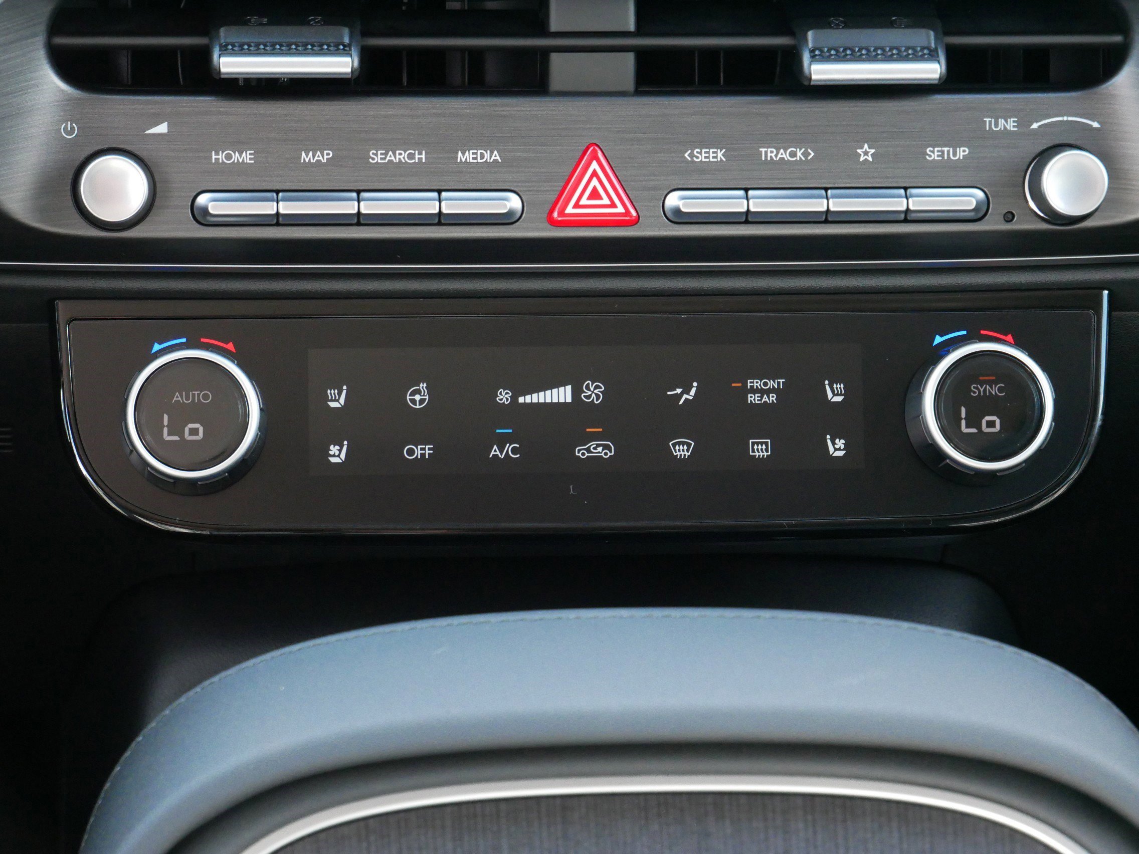 New 2026 Hyundai Palisade Limited image 2