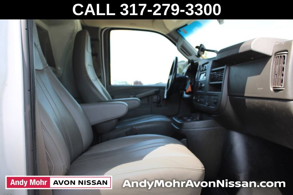 Used 2021 Chevrolet Express 2500 w/ Driver Convenience Package RWD image 20