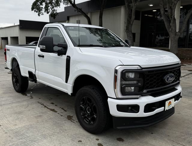 Used 2025 Ford F350 XL w/ STX Appearance Package AWD/4WD image 4