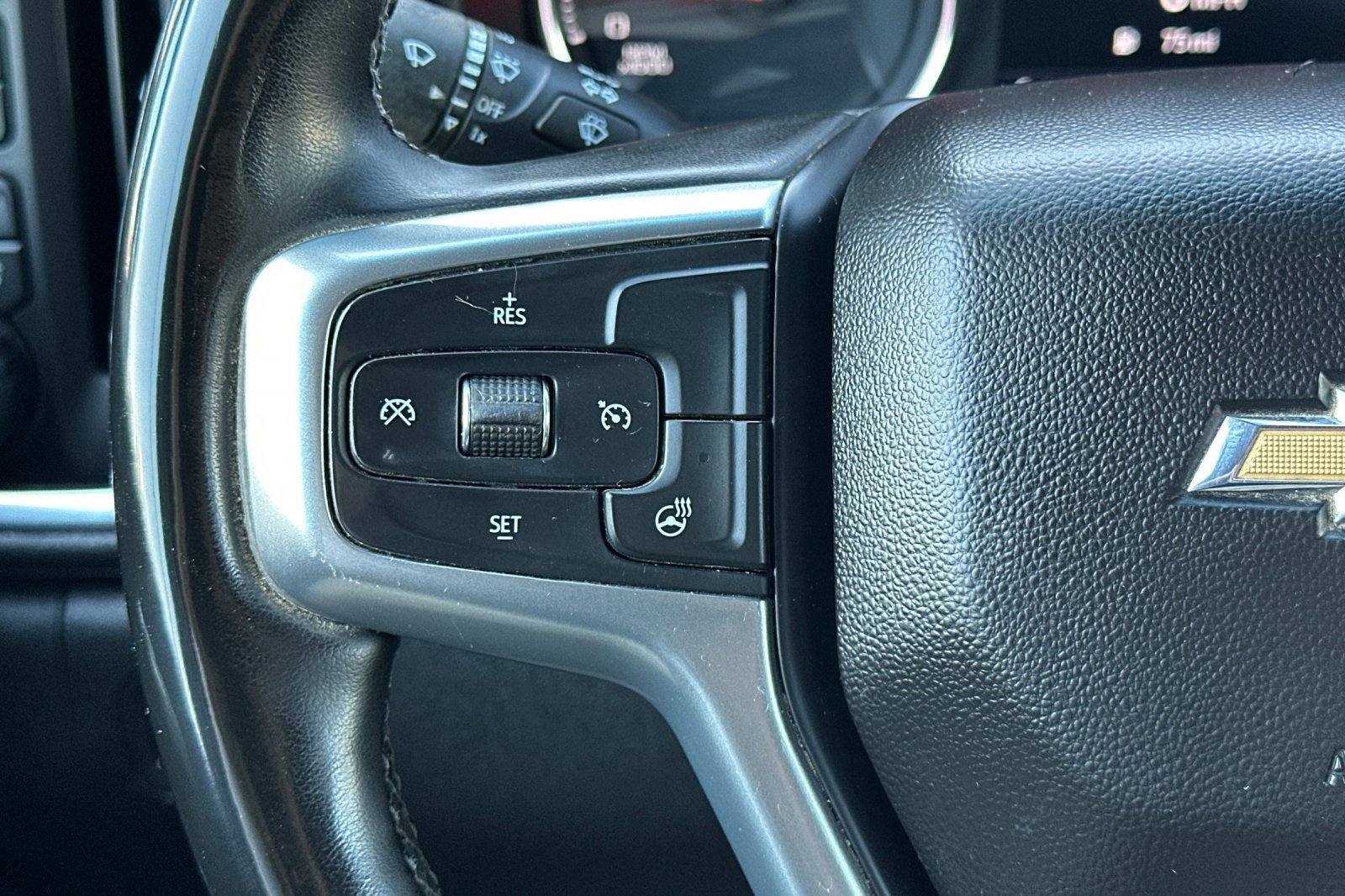 Used 2023 Chevrolet Silverado 2500 LTZ AWD/4WD image 30