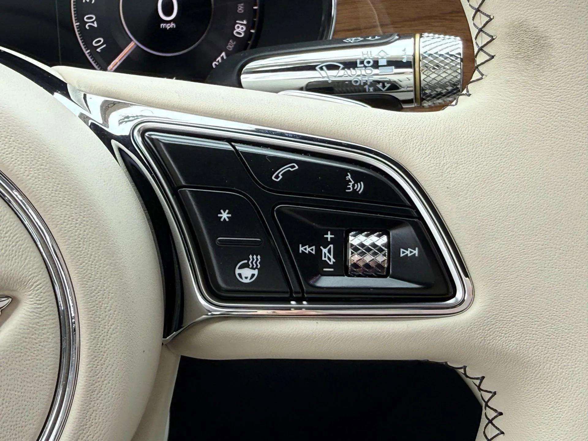 New 2026 Bentley Continental GTC image 37