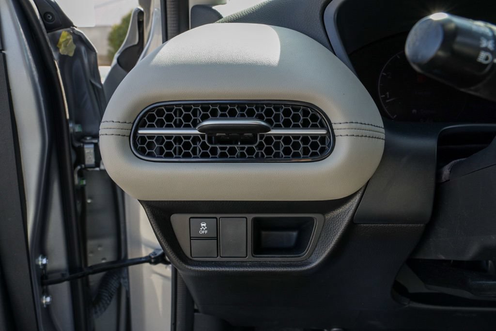 Used 2024 Honda HR-V EX-L image 34
