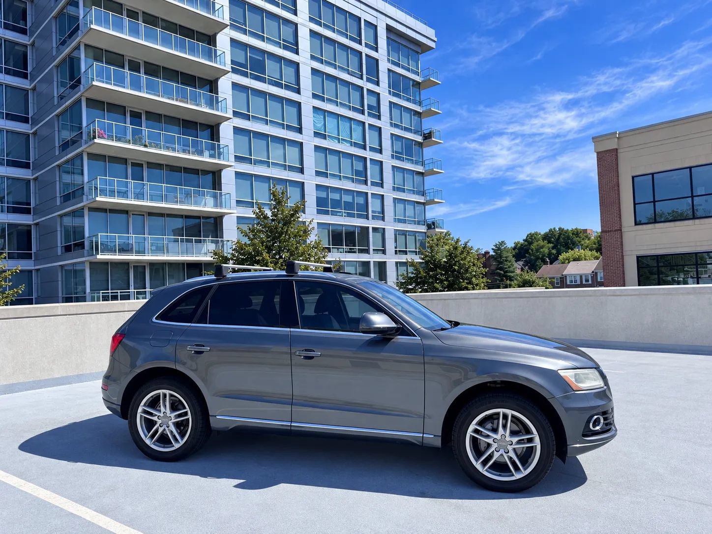 Used 2015 Audi Q5 2.0T Premium Plus w/ Technology Package AWD/4WD image 9