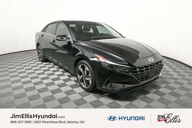 Certified 2023 Hyundai Elantra Limited w/ Preferred Accessory Package