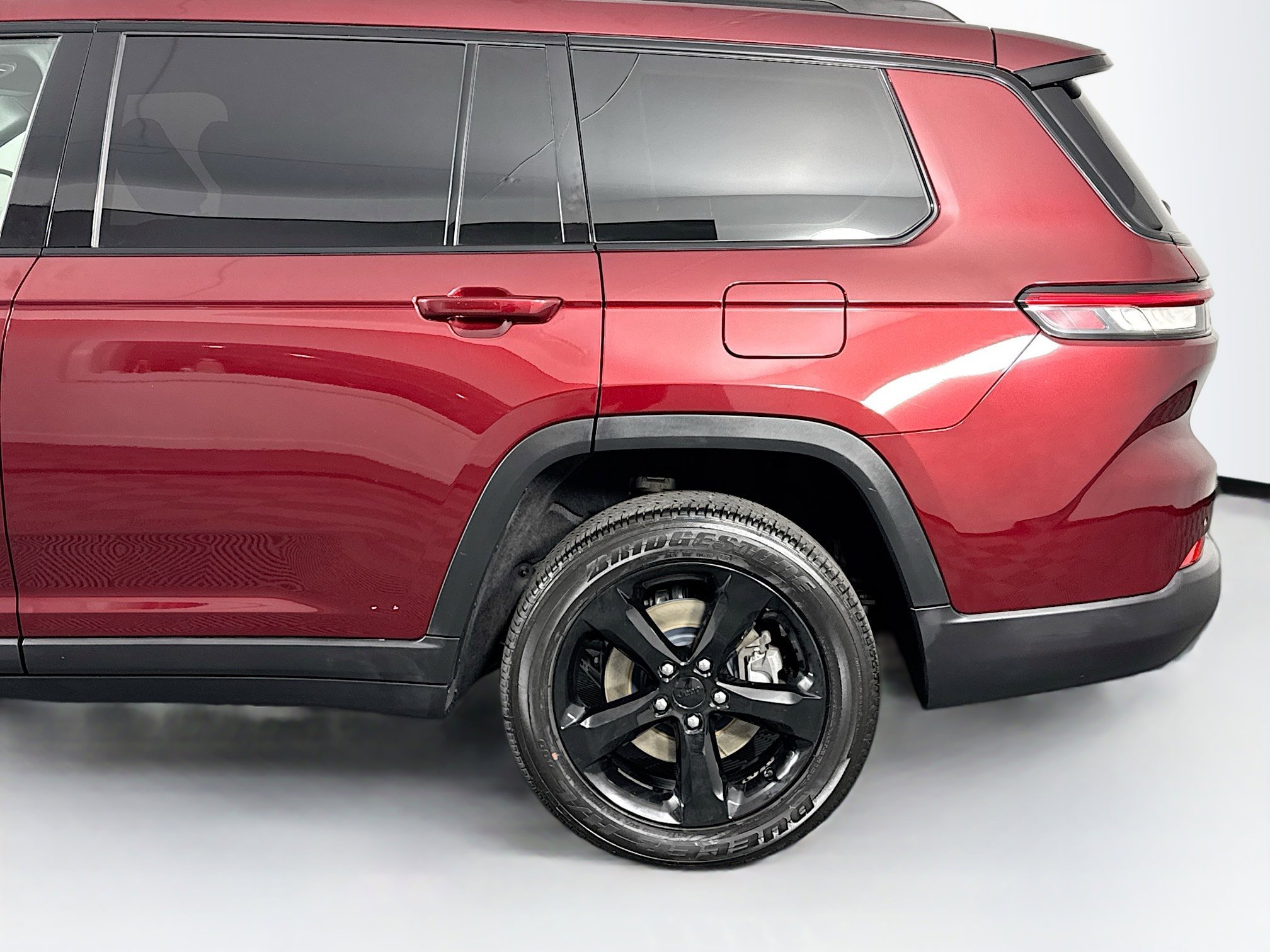 Used 2024 Jeep Grand Cherokee L Altitude AWD/4WD image 41