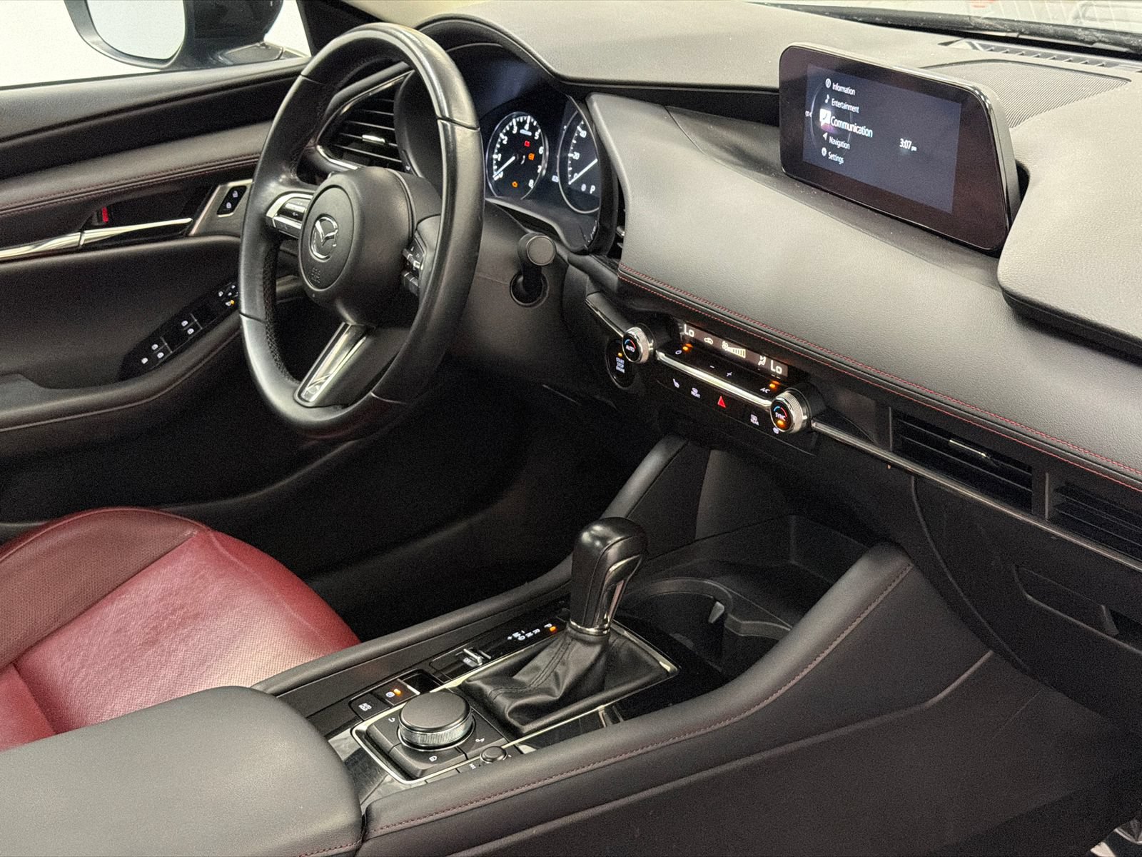 Used 2022 MAZDA MAZDA3 s FWD image 7