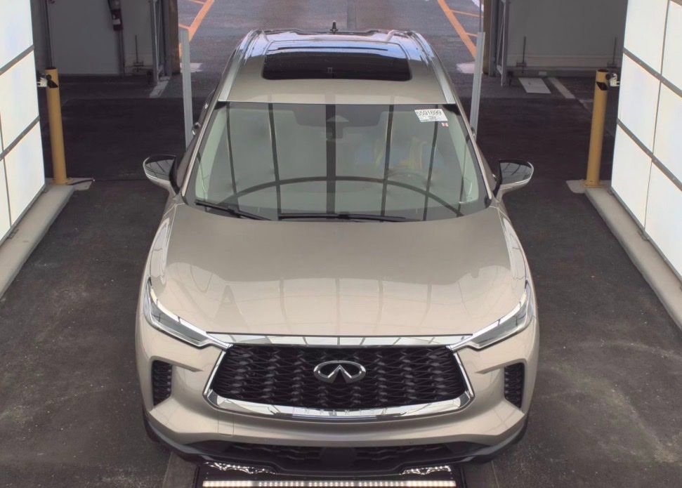 Used 2023 INFINITI QX60 Luxe w/ Performance Audio Package image 19