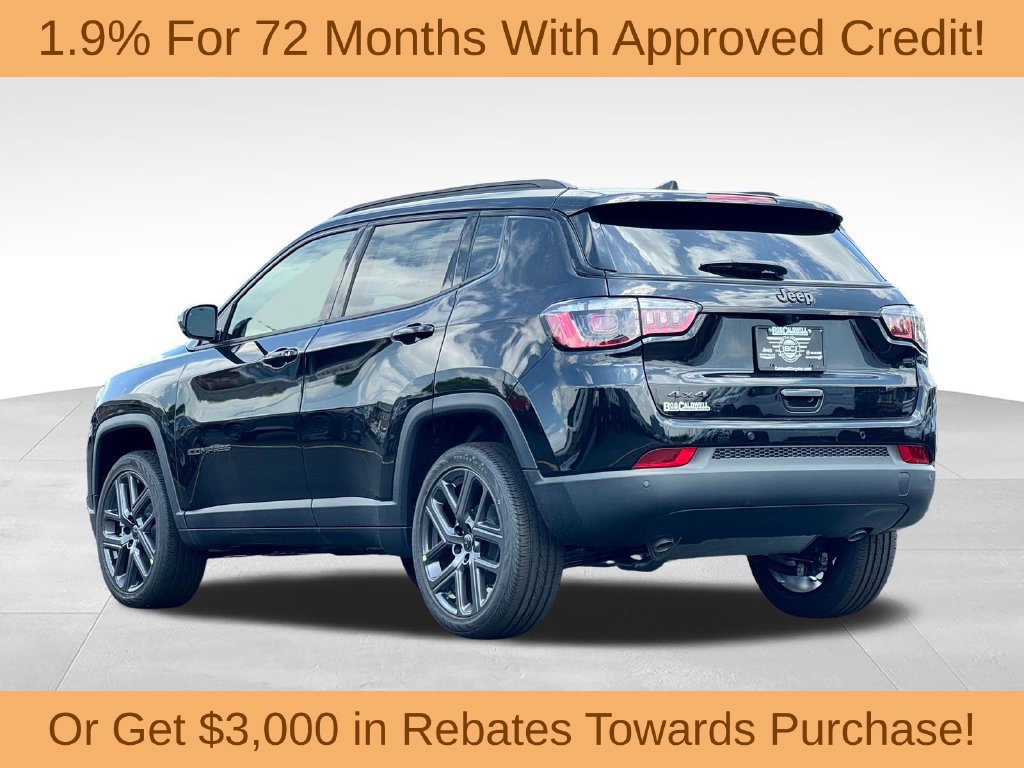 New 2026 Jeep Compass Limited w/ Sun, Sound & Navigation Group AWD/4WD image 5