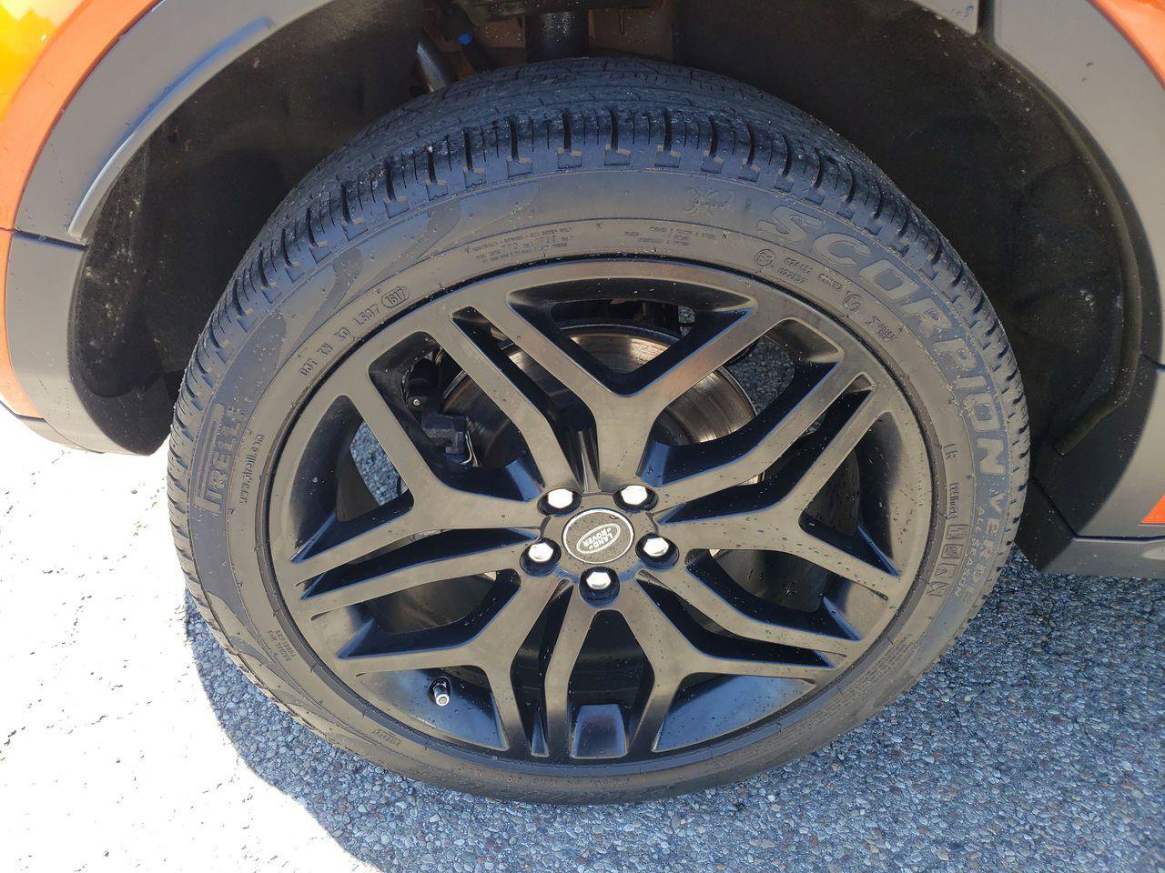 Used 2017 Land Rover Range Rover Evoque HSE Dynamic image 17