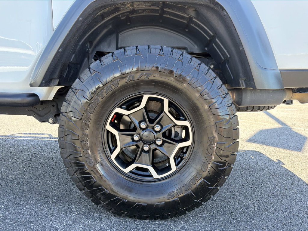 Used 2020 Jeep Gladiator Rubicon AWD/4WD image 12