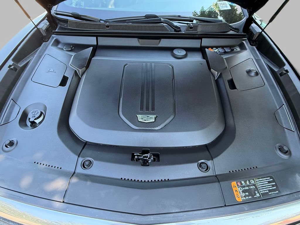 Used 2024 Cadillac Lyriq Luxury AWD/4WD image 22
