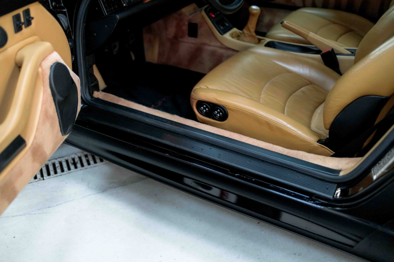 Used 1998 Porsche 911 Carrera 4S image 40