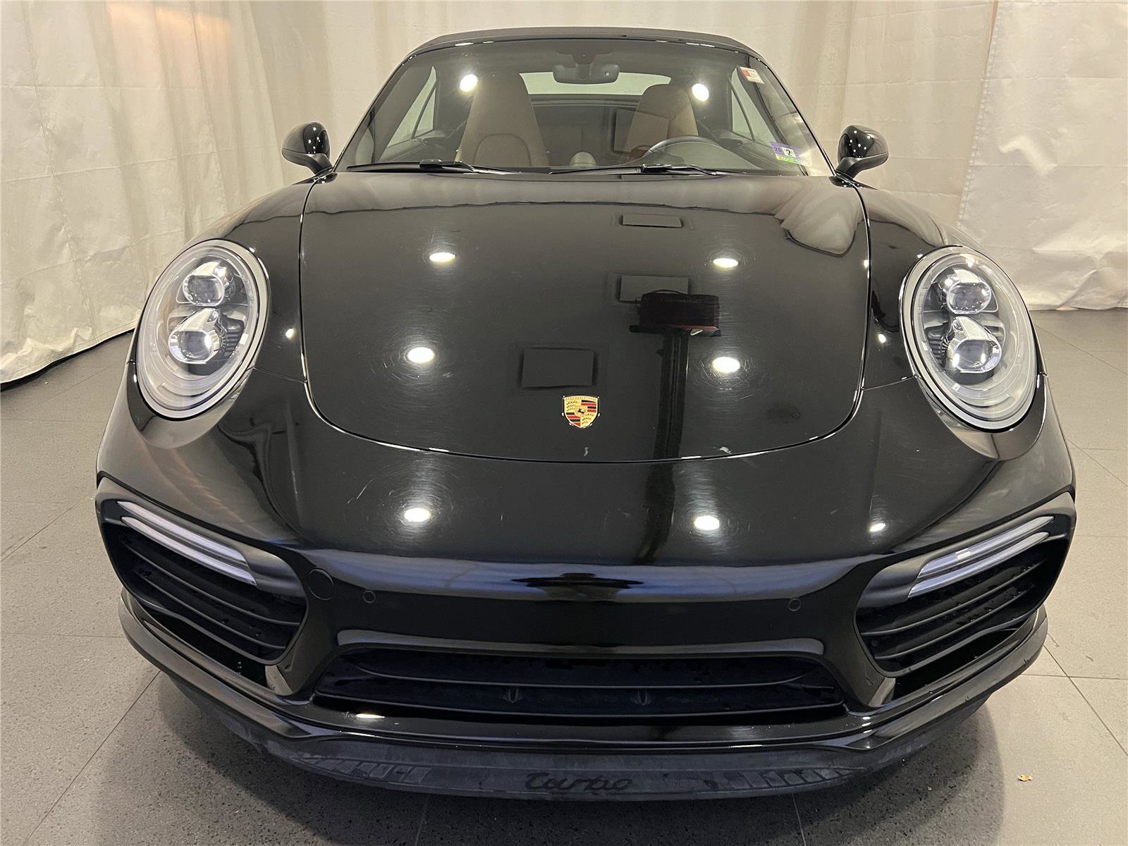 Certified 2019 Porsche 911 Turbo image 6