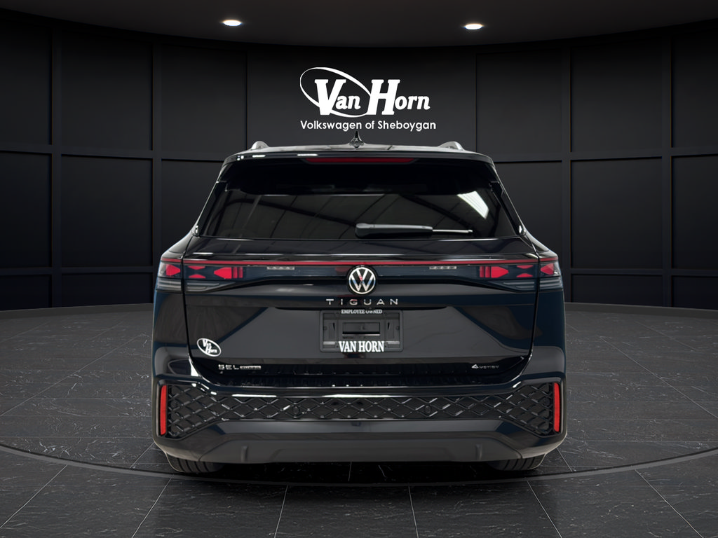 Used 2026 Volkswagen Tiguan SEL R-Line AWD/4WD image 6