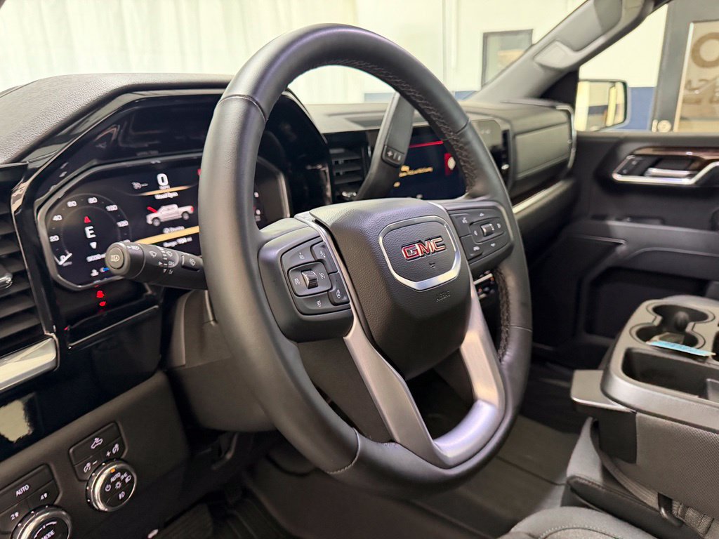 Used 2026 GMC Sierra 1500 Elevation w/ Elevation Select Package AWD/4WD image 18