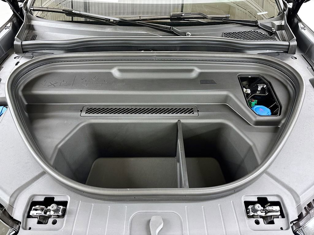 New 2025 Audi Q6 e-tron Premium image 22