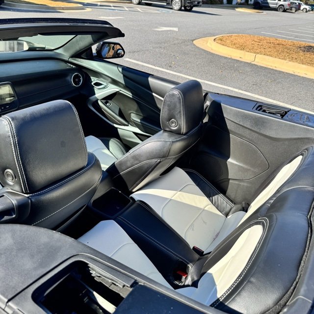 Used 2018 Chevrolet Camaro SS image 23