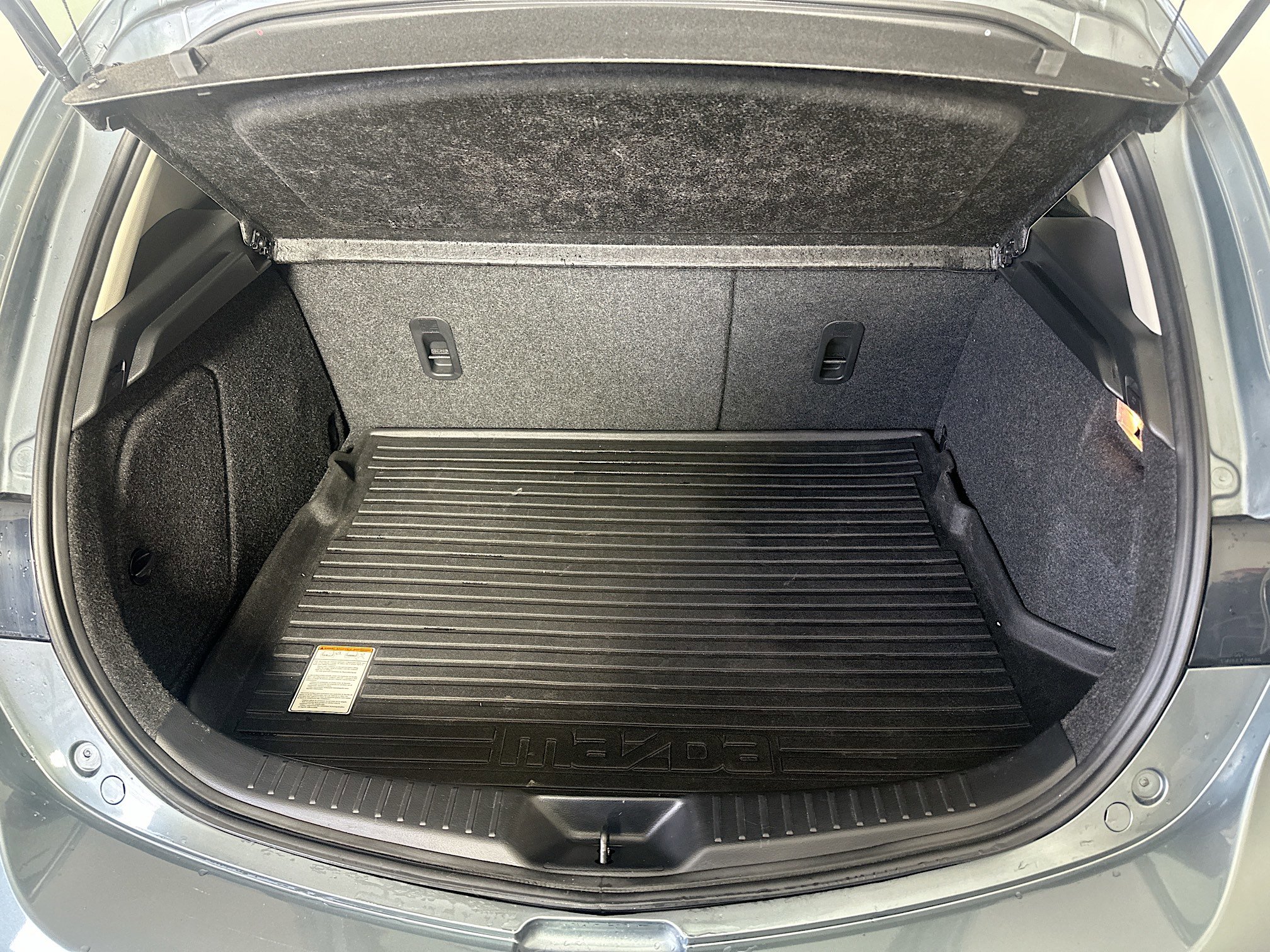 Used 2012 MAZDA MAZDA3 i Touring image 23