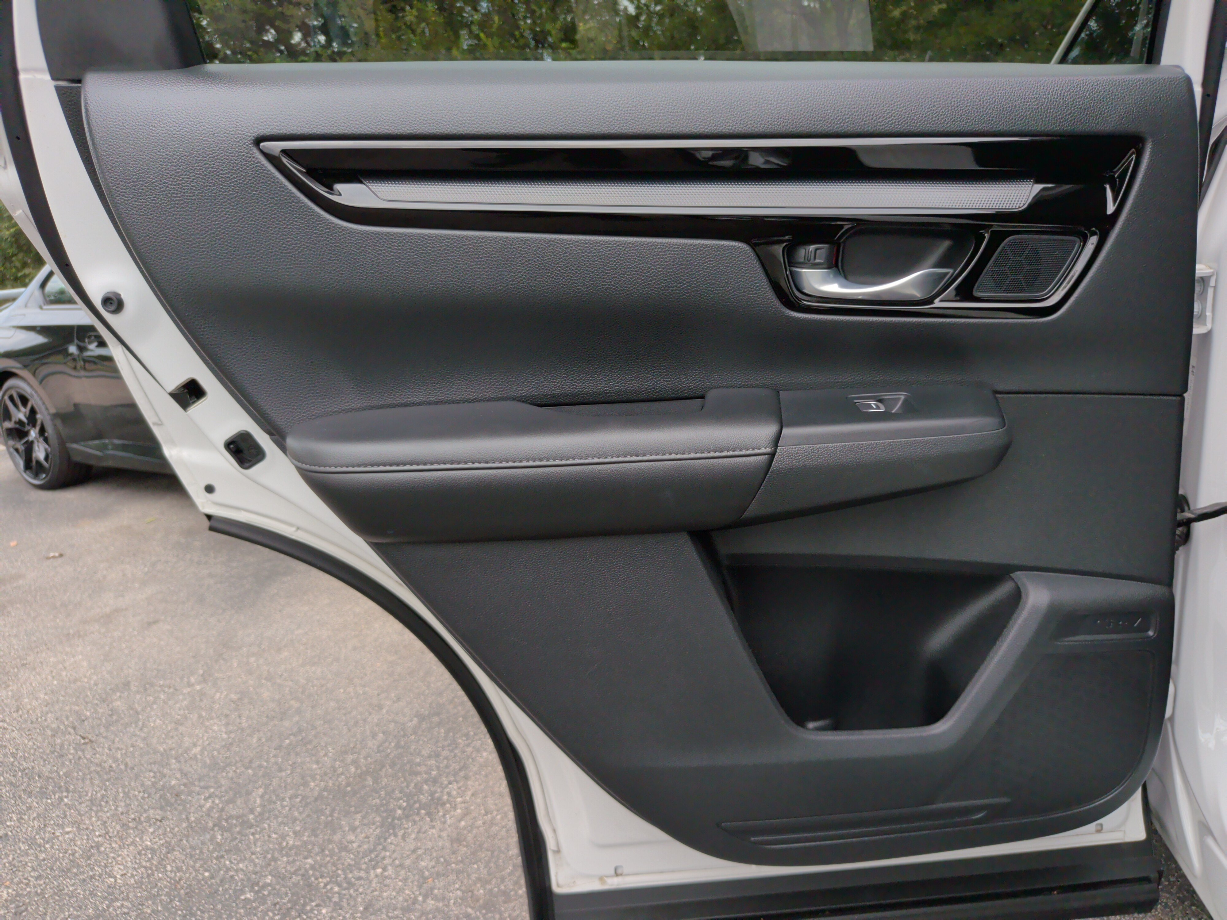 Used 2024 Honda CR-V EX-L image 35