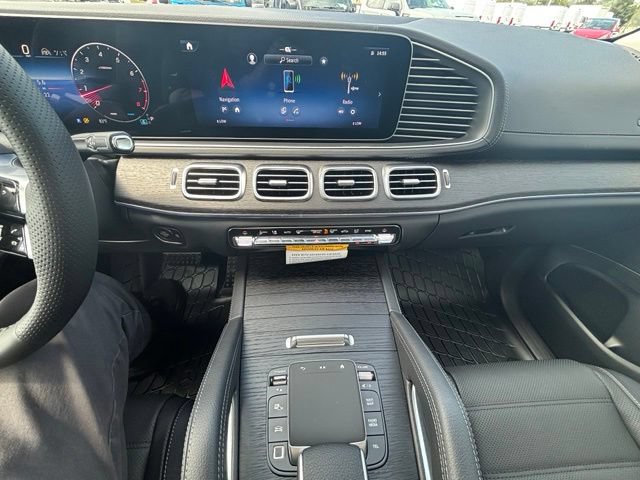 New 2026 Mercedes-Benz GLS 450 4MATIC image 25
