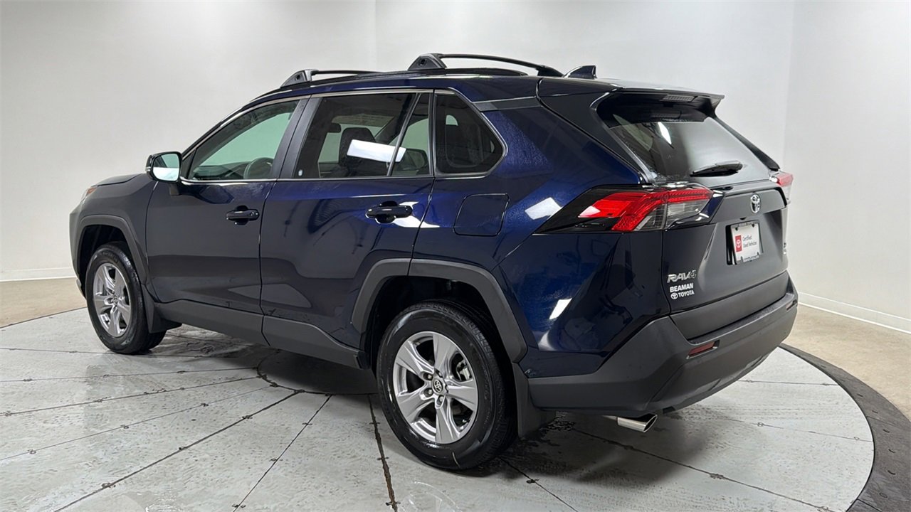 Used 2025 Toyota RAV4 XLE w/ Convenience Package image 7