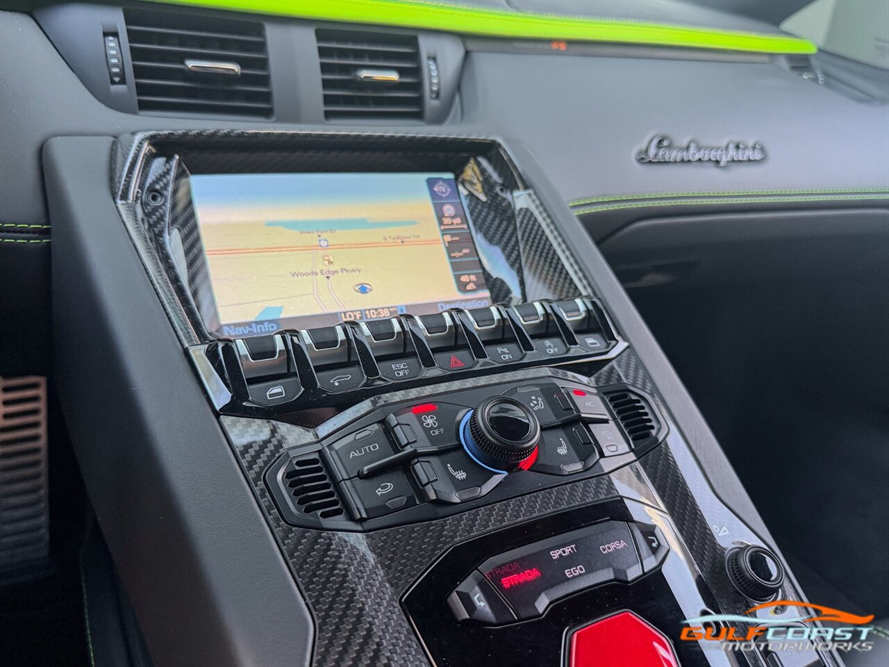 Used 2018 Lamborghini Aventador S AWD/4WD image 19