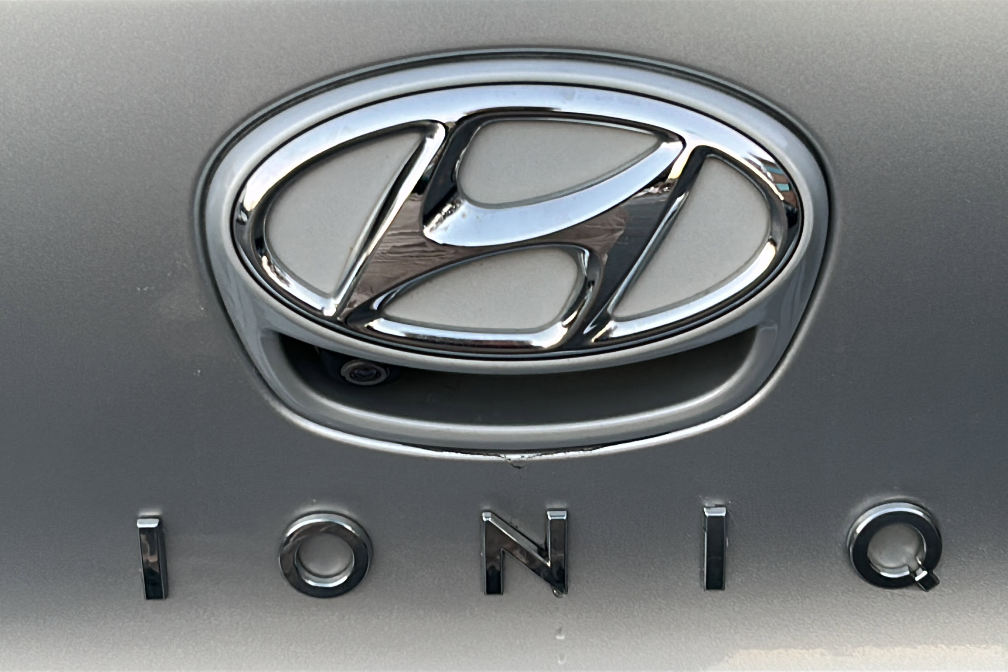 Used 2019 Hyundai Ioniq Electric FWD image 13