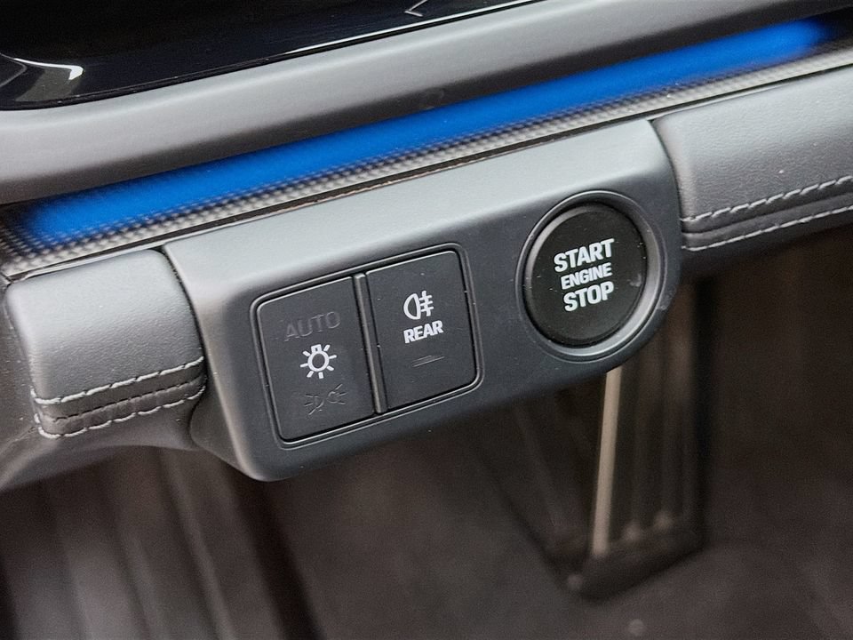 Certified 2026 Porsche Panamera GTS AWD/4WD image 11