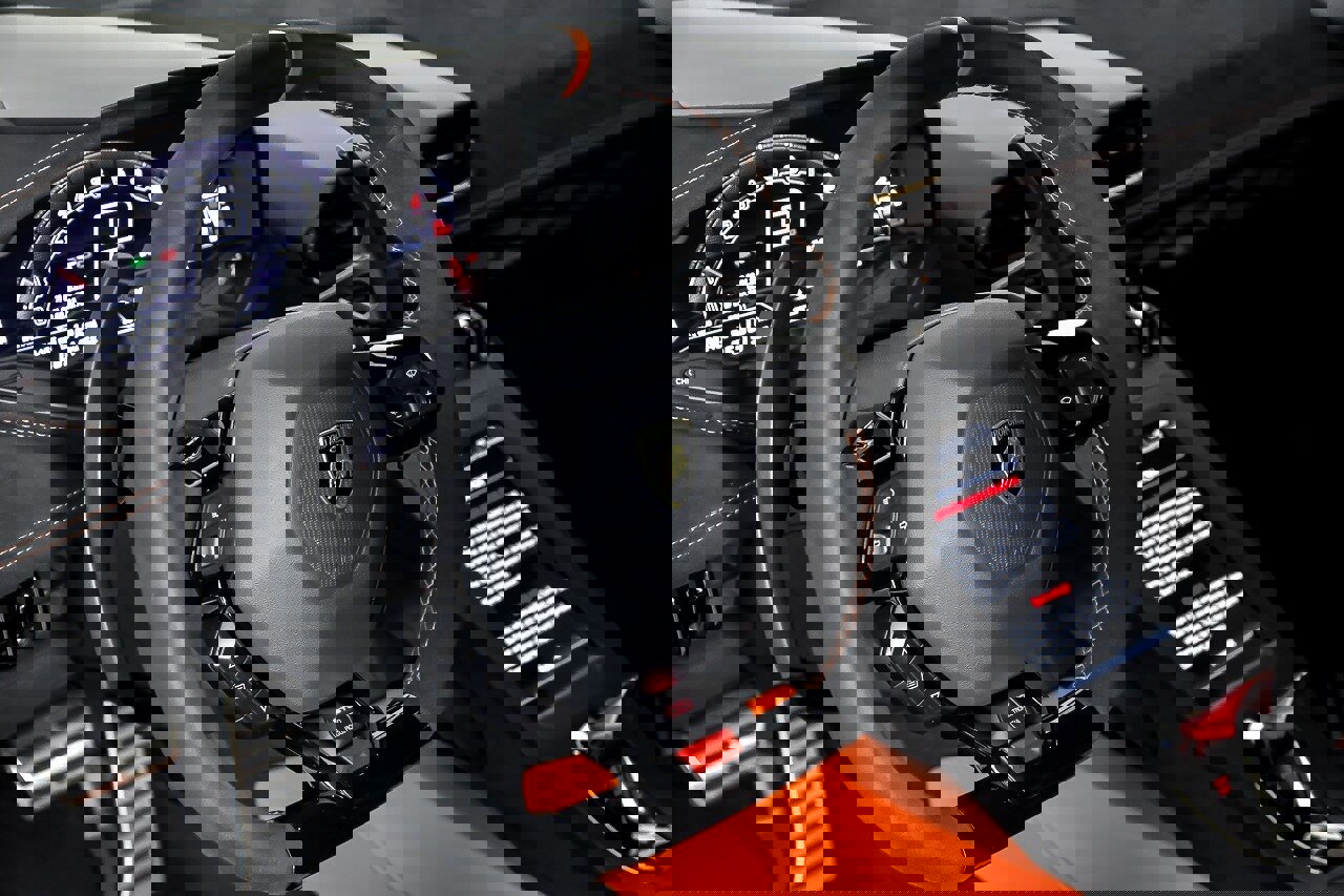 Used 2021 Lamborghini Huracan STO image 28