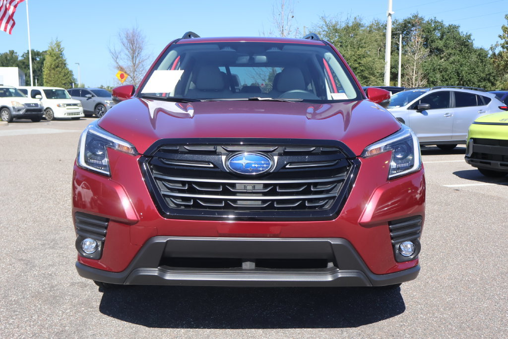 Certified 2024 Subaru Forester Limited AWD/4WD image 3