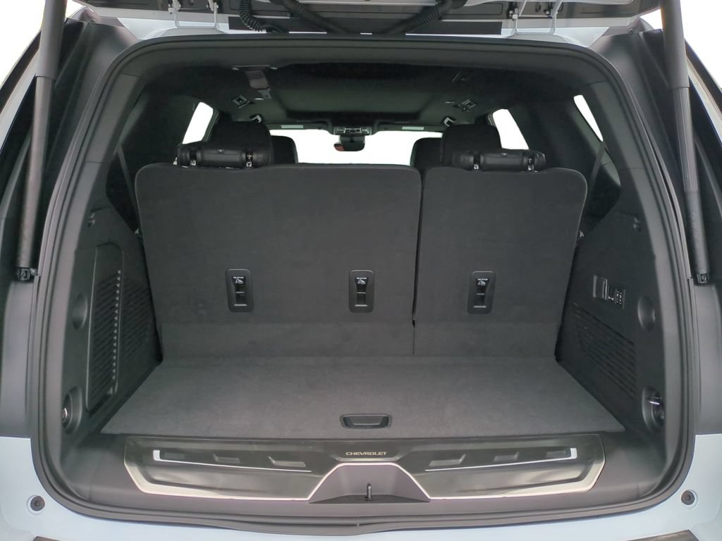 New 2026 Chevrolet Tahoe High Country w/ LPO, Illumination Package AWD/4WD image 13