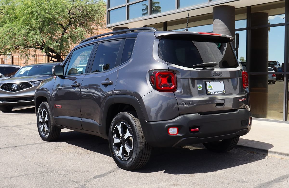 Used 2019 Jeep Renegade Trailhawk AWD/4WD image 9