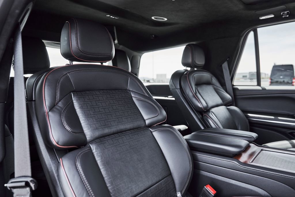 Used 2025 Lincoln Navigator Black Label AWD/4WD image 43