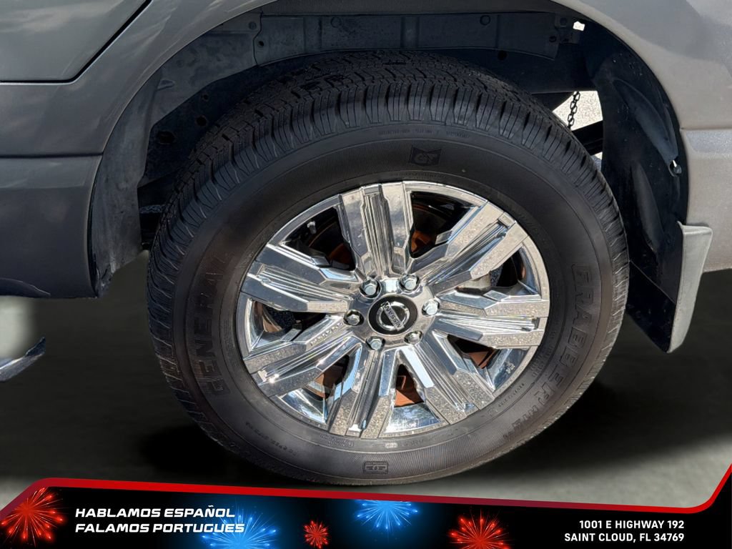 Used 2017 Nissan Titan SV RWD image 35
