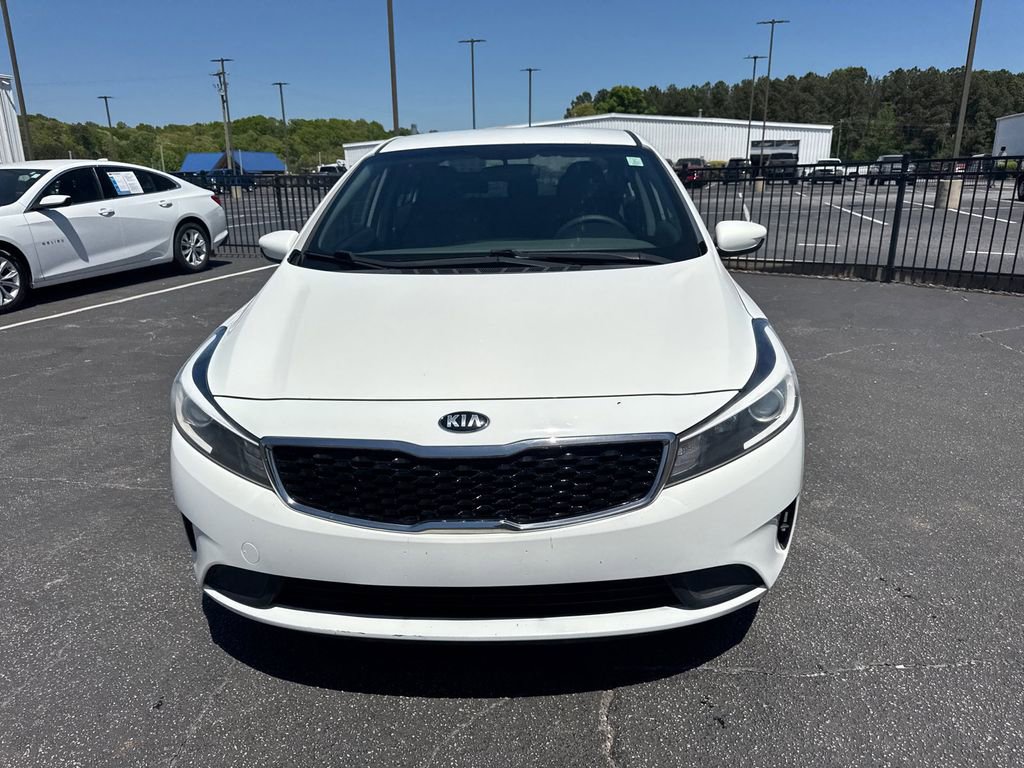 Used 2017 Kia Forte LX image 3