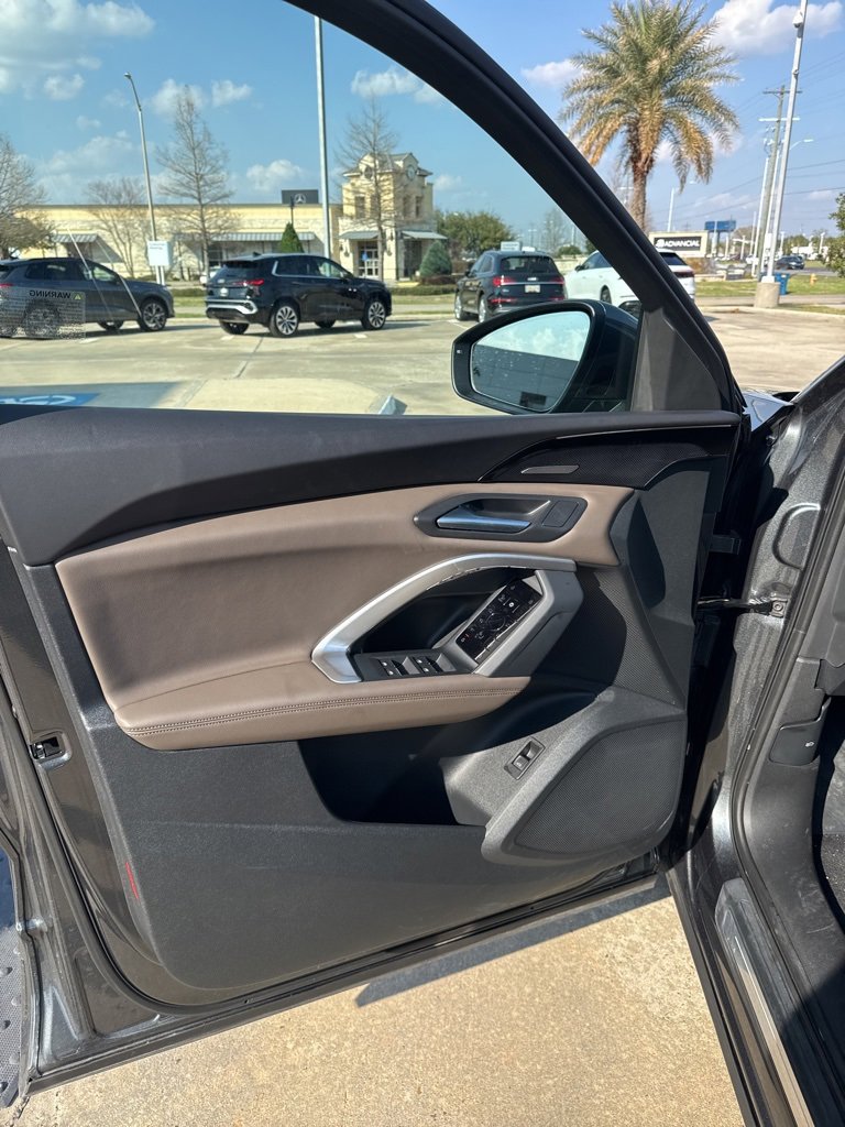 Used 2025 Audi Q5 Premium Plus w/ Premium Plus image 7